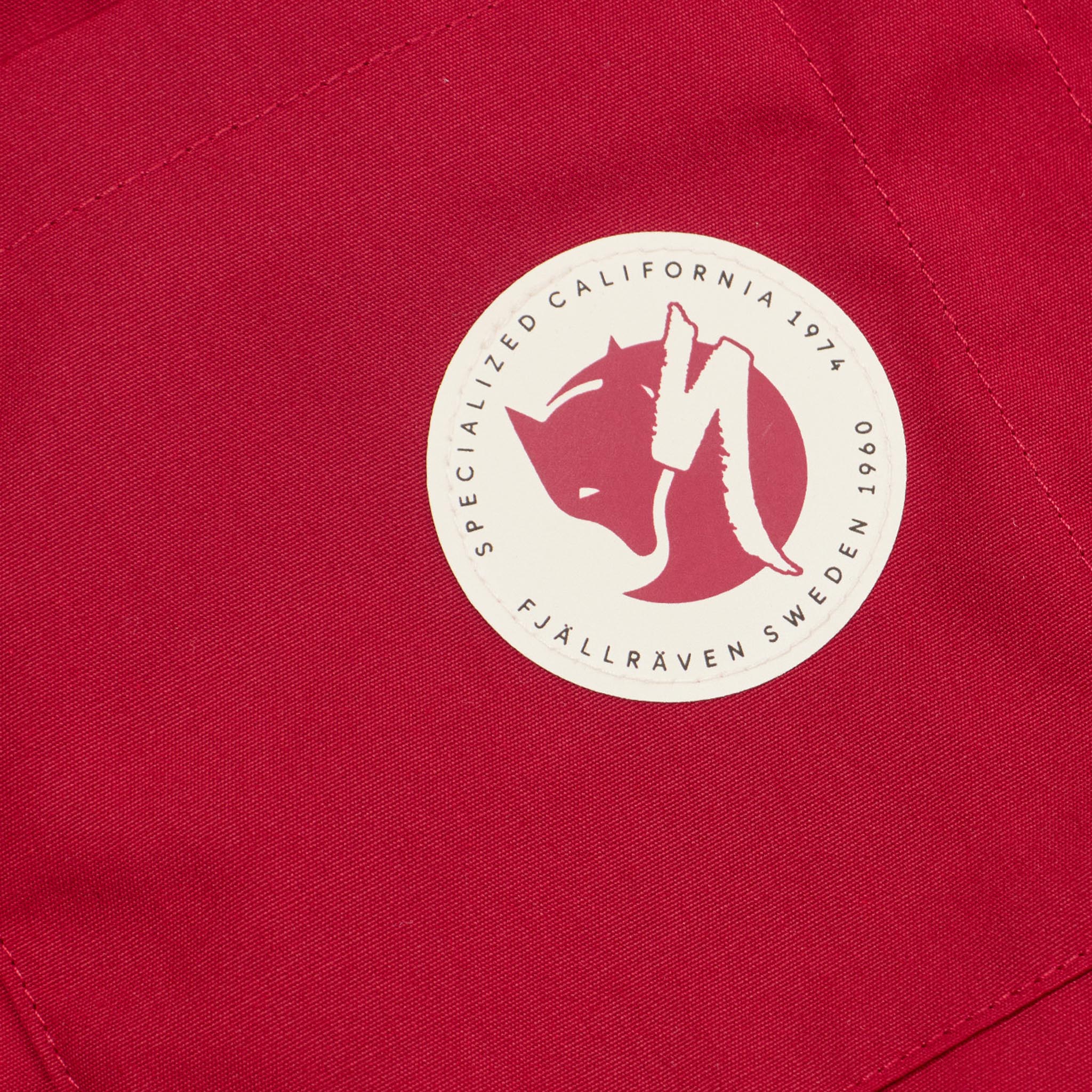 Fjallraven x Specialized Mechanics Apron Pomegranate Red The Sporting Lodge