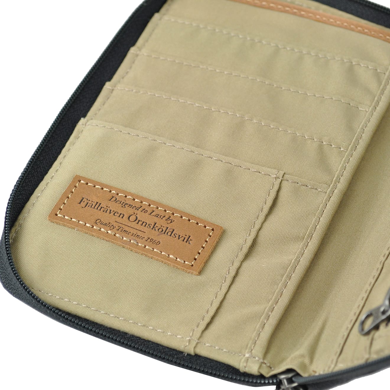 Fjallraven Passport Wallet Dark Grey - The Sporting Lodge